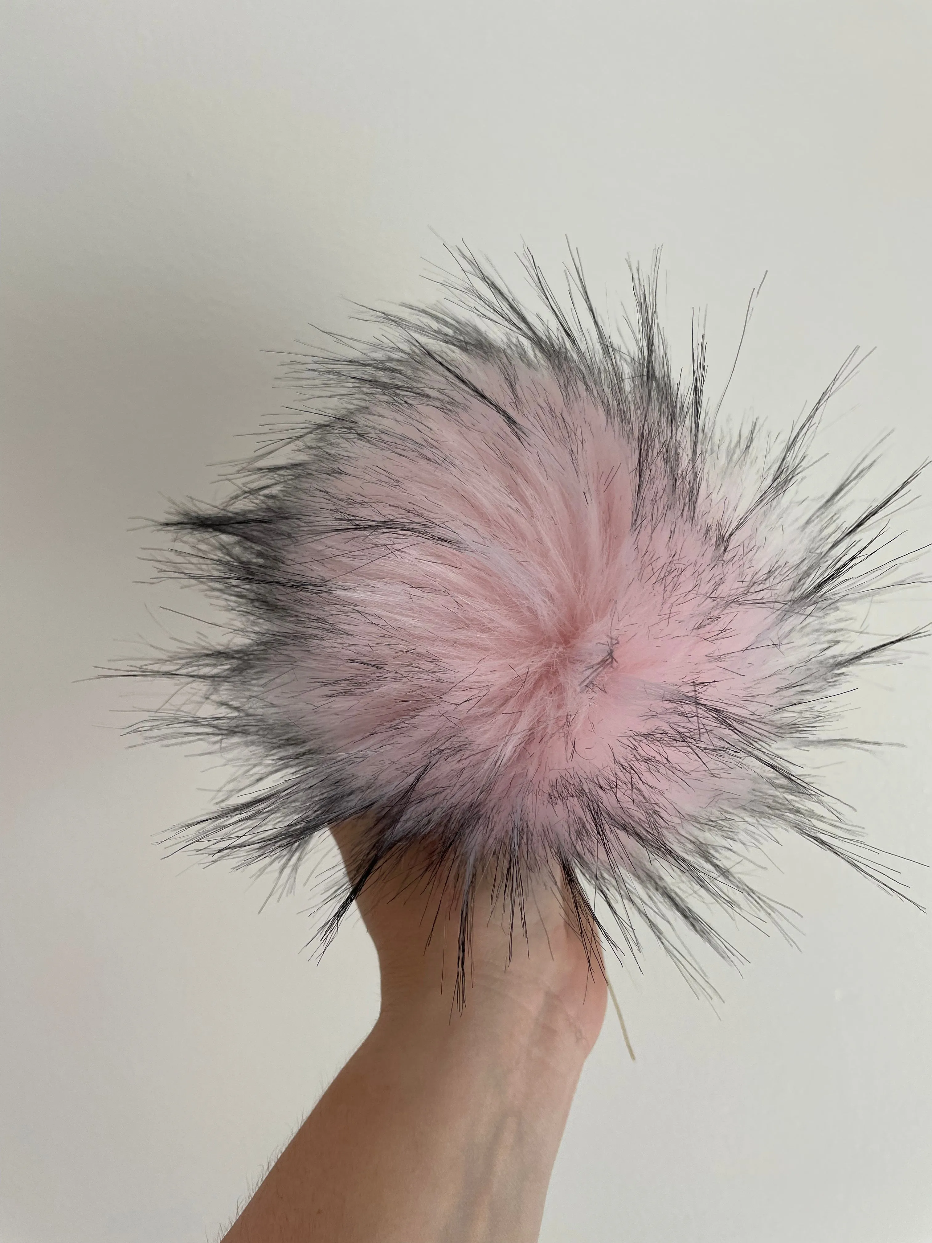 Bubblegum Faux Fur Pom Pom
