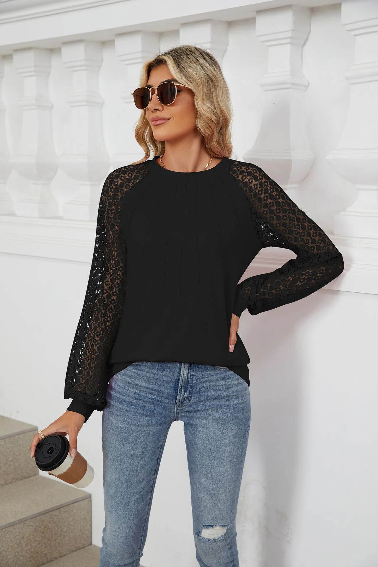 Lace Splicing Crew Neck Long Sleeve Loose T-Shirt
