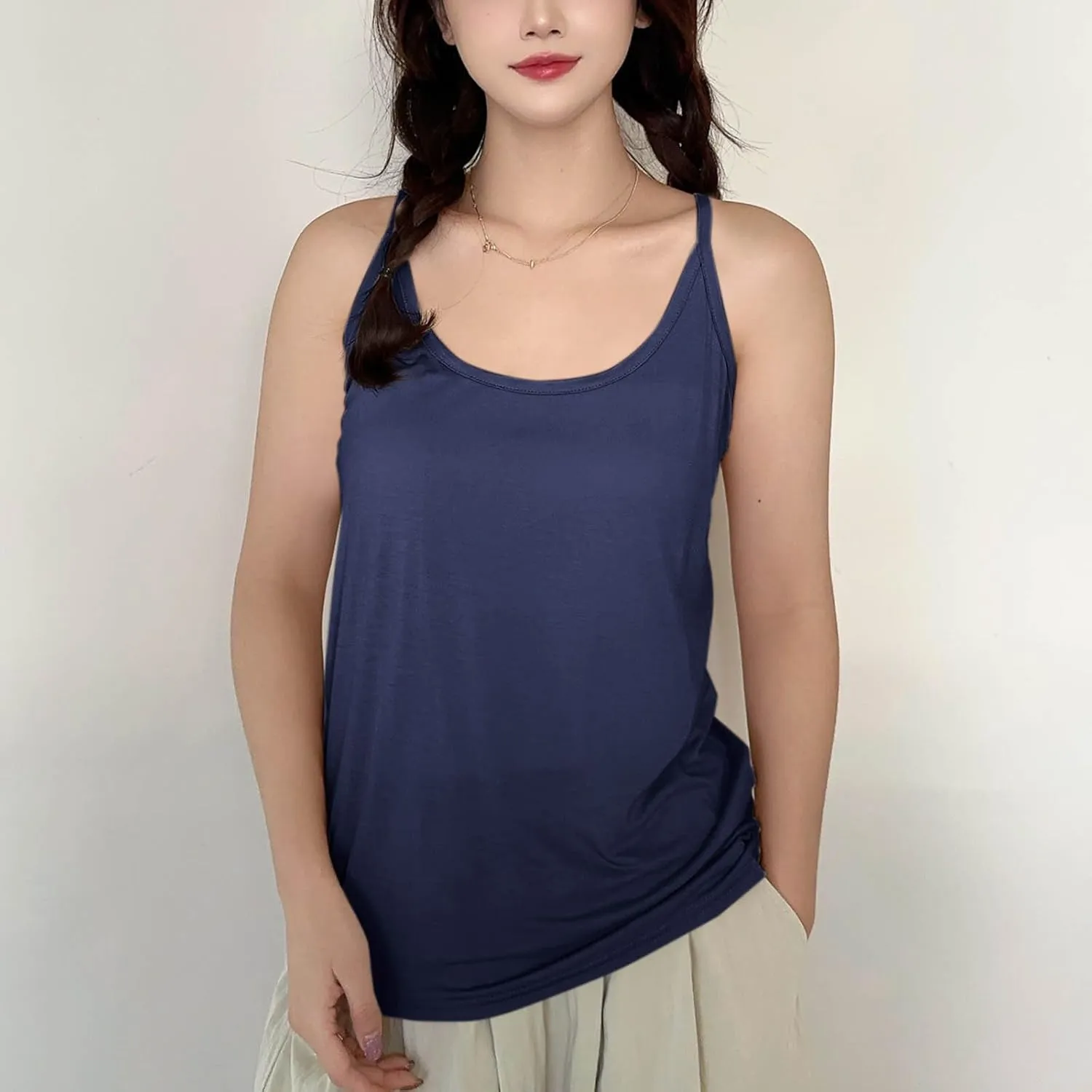 Oplxuo Women Camisole Spaghetti Strap Tank Top Casual Loose Layering Cami Undershirt for Yoga
