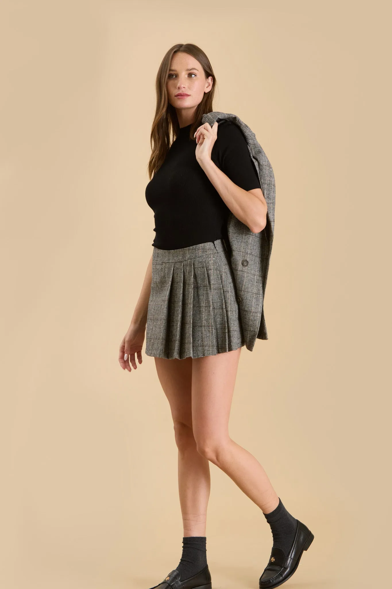 PLAID MINI PLEATED SKORT