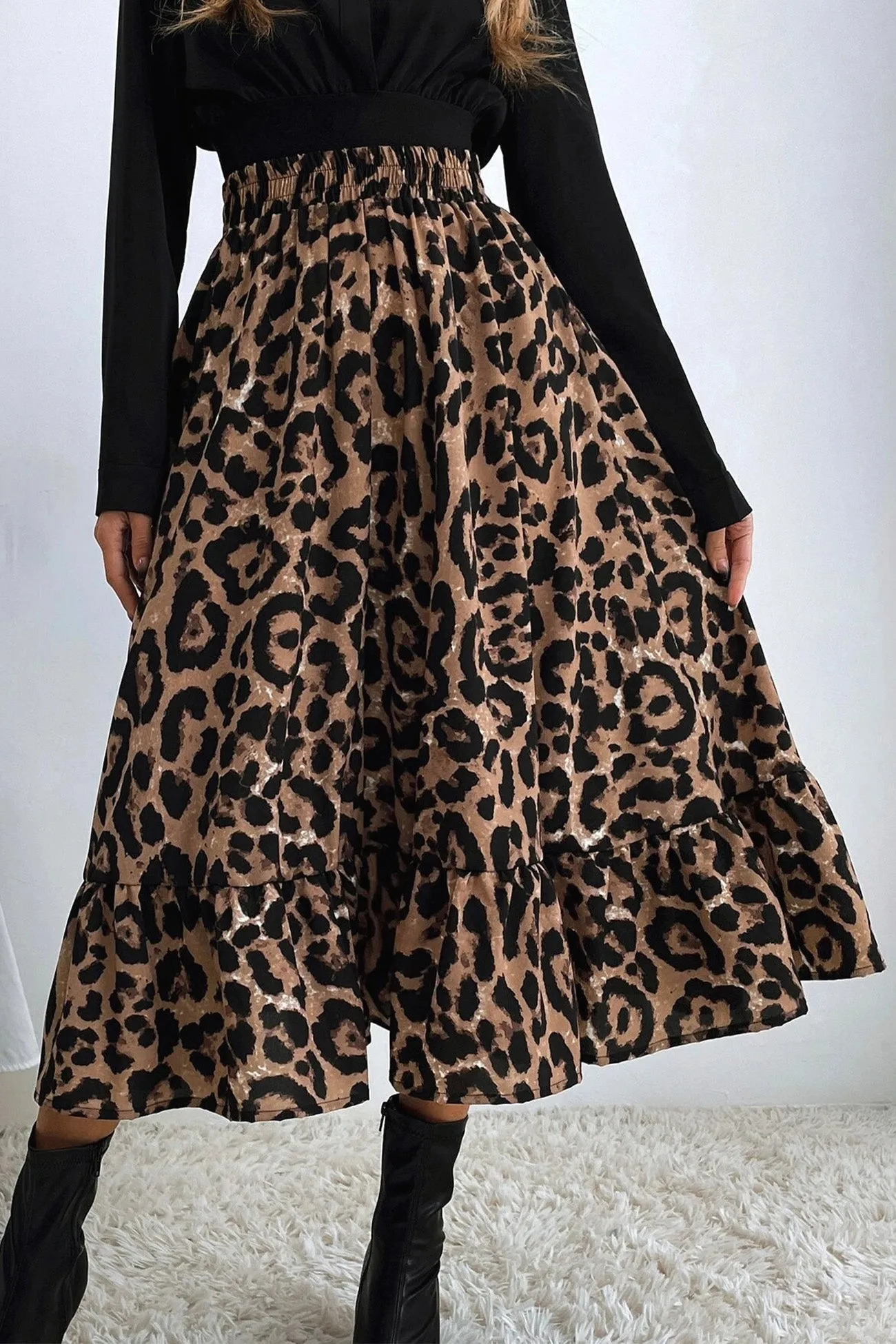 TastyHottie - Leopard Print Hem Pleated High Waist Skirt
