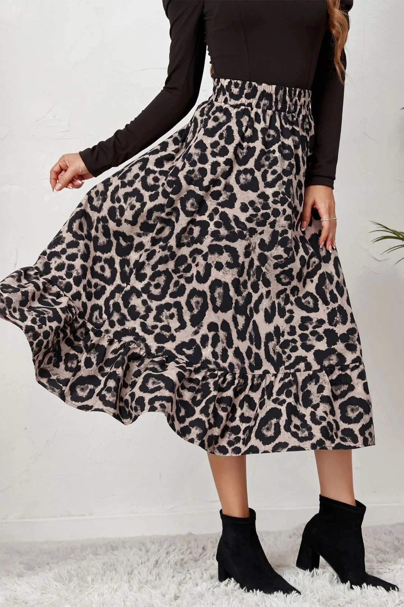 TastyHottie - Leopard Print Hem Pleated High Waist Skirt